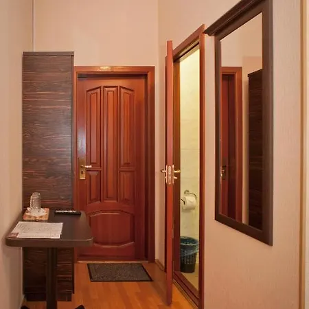 Barbaris Hotel 3*